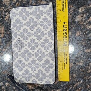 Kate Spade L zip floral wristlet